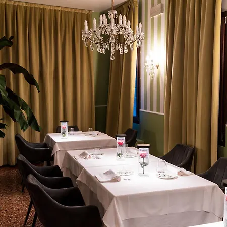 Otel Confini 3*